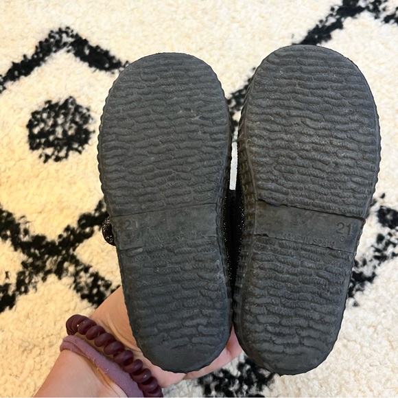 Cienta Black Sparkle Mary Jane’s Velcro Closure Size 21 EU 5 US - Picture 7 of 7